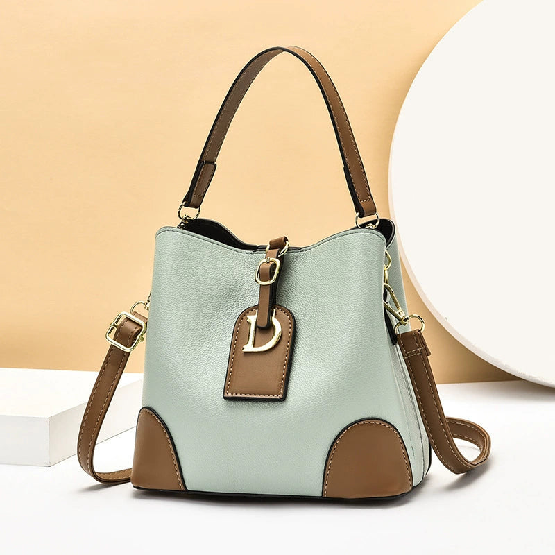 TB00444 Women&